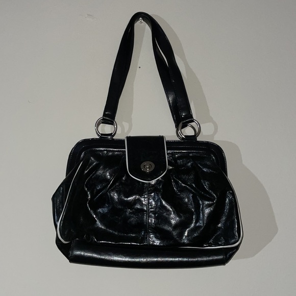 Black purse - Picture 2 of 3